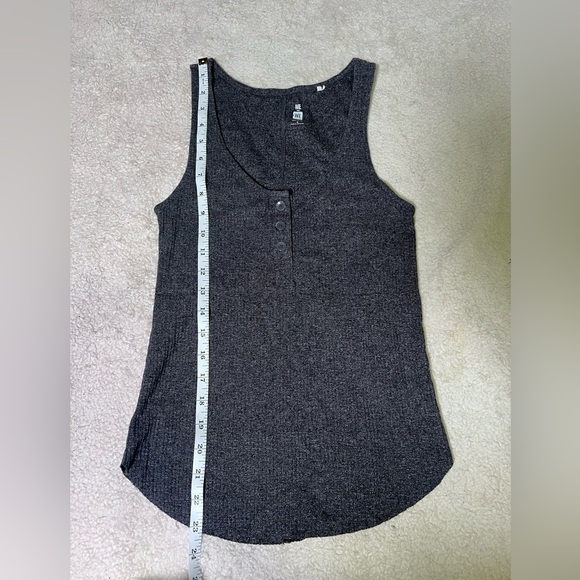 Me To We Jrs Tank Top M - Picture 5 of 6